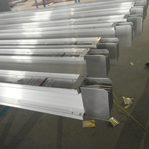 你知道河南密集型母線槽的具有哪些結(jié)構(gòu)特點(diǎn)么